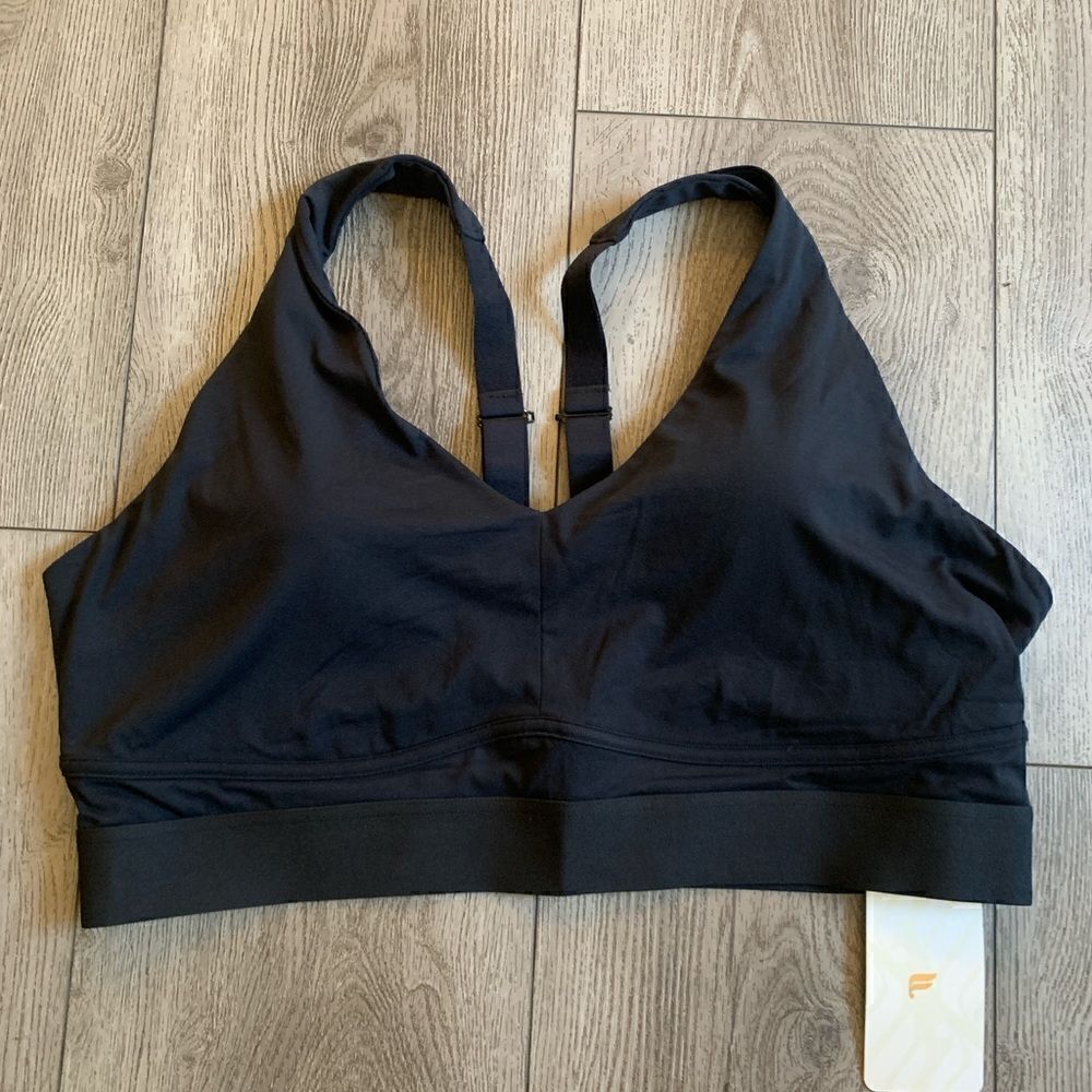 Fabletics woman’s sport bra very soft and comfortable